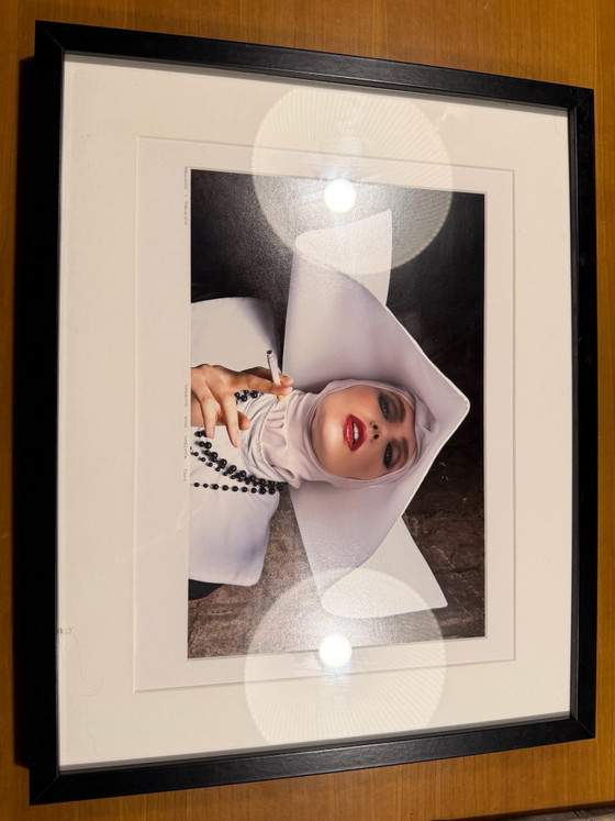 Smoking nun sinesitta italy Formento en Formento, Photography, Paper, White (photo 3 of 8)