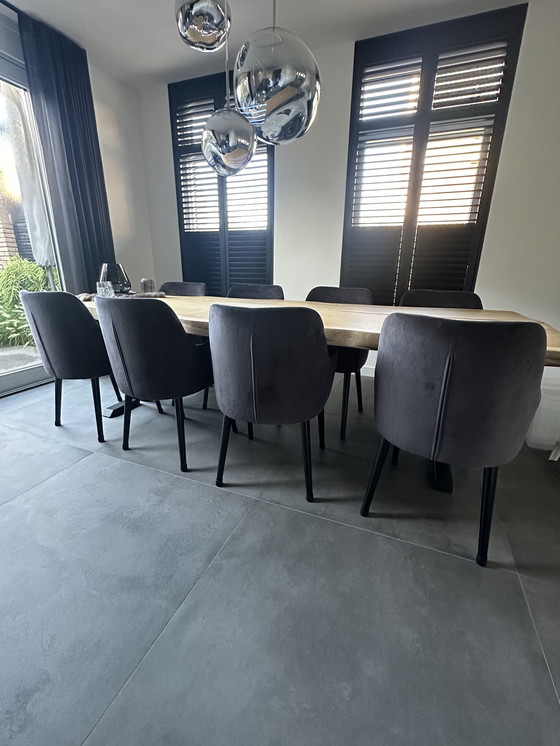 Image 1 of 8 Antraciet suede Eetkamerstoelen - zo goed als nieuw!