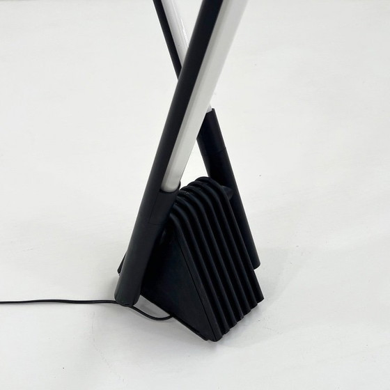 Lampada da terra Sistema Flu di Rodolfo Bonetto per Luci Italia, anni '80 – Lampade da terra, Metal, Plastic (photo 4 of 8)
