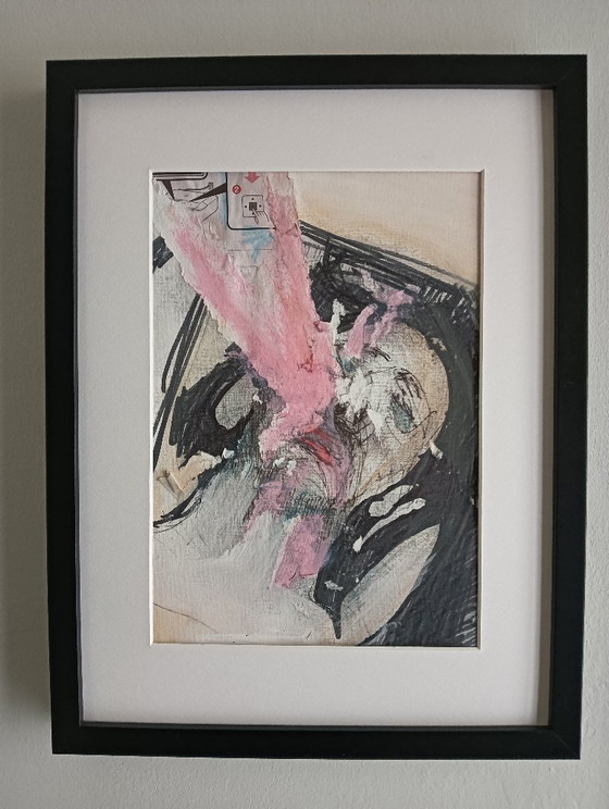 Image 1 of Press the button