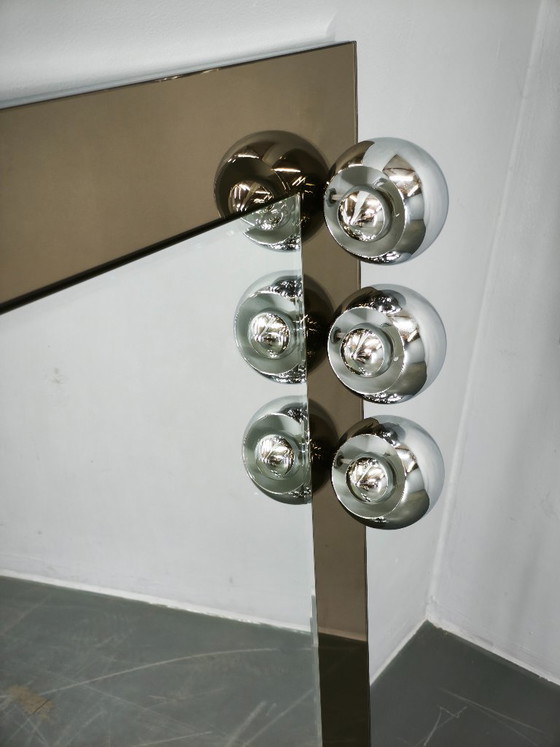 Specchio italiano Space Age con sei luci a occhio cromate, anni '70 – Metal (photo 9 of 11)