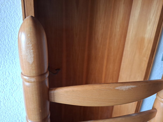 Jaren 70 Brutalistische Hoge Rug Stoel met Authentiek Koeienhuid / Statement Stuk – Kuipstoelen, Leather, Wood (photo 5 of 5)