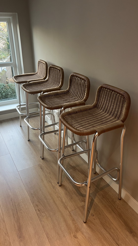 Image 1 of Set van 4 barkrukken binnen en buiten