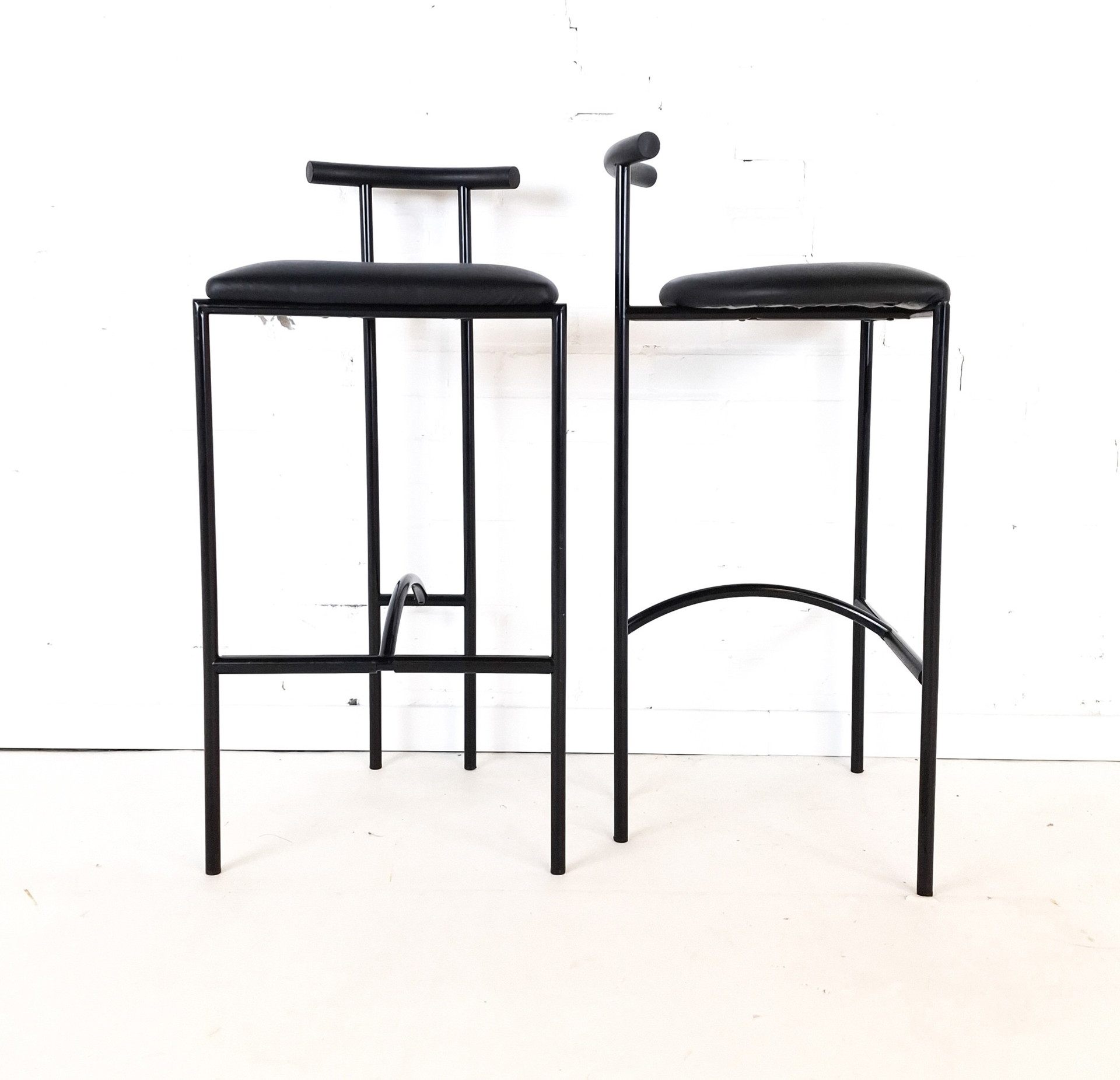2x vintage bar stool Tokyo Rodney Kinsman Bieffeplast | €300 | Whoppah