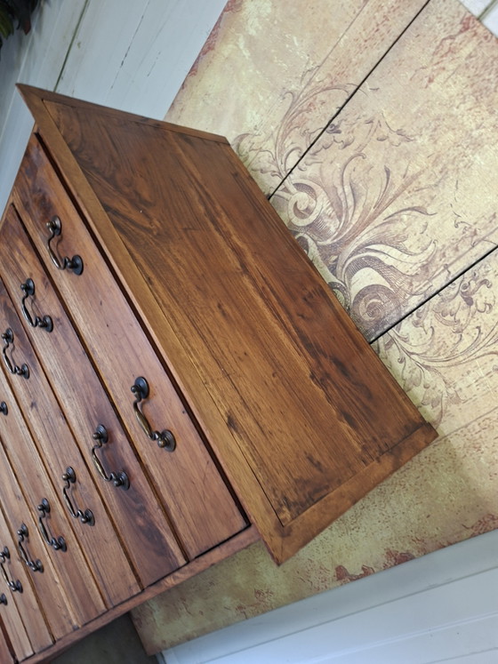 Antike Teakholz-Kommode, Apothekerschrank, Aktenschrank, wunderschön gealterter Schrank, Maße 76 x 45 cm und (photo 5 of 5)