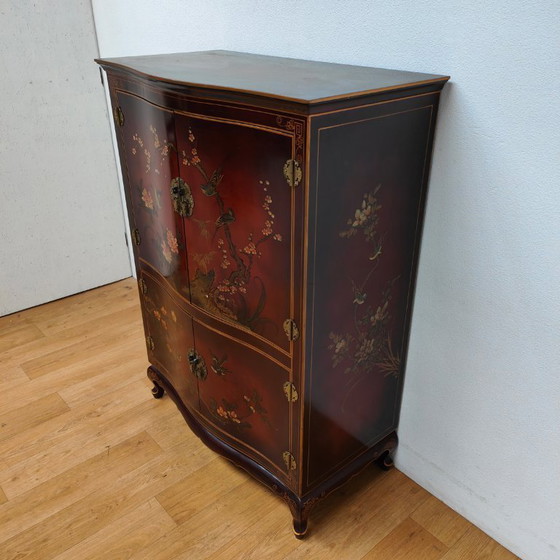 Image 1 of Vintage Chinese bridal cabinet sideboard Chinoiserie cabinet