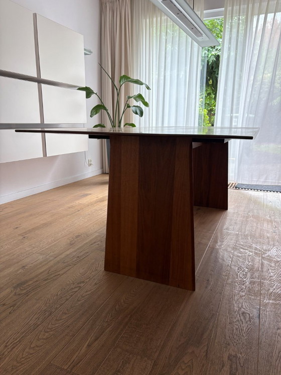Image 1 of ARCO Lance eettafel – Amerikaans noten – Nederlands design – 90 x 210 cm