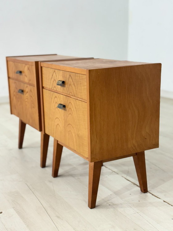Image 1 of 2x Vintage nachtkastjes / Nachtkastjes in mid-century stijl / Vintage nachtkastjes