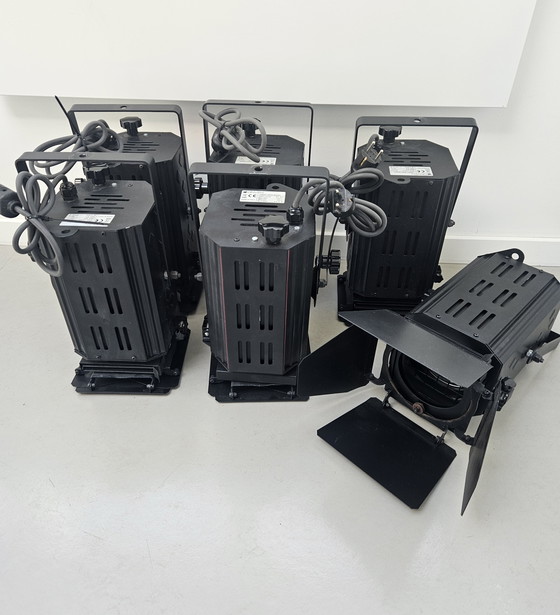 Image 1 of Riflettori teatrali Griven GR 0211 Incl. porte da fienile 6 pezzi.
