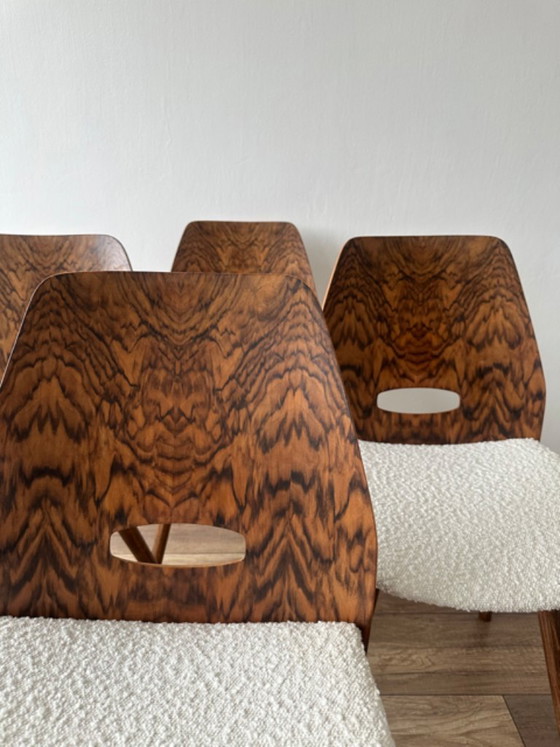 Set aus 4 Mid-Century TATRA Esszimmerstühlen – Stoff, Holz (photo 4 of 7)