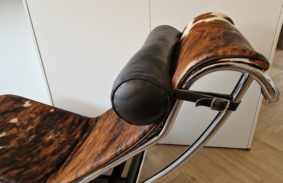 Image 1 of Cassina LC4 Fauteuil Tri Color Pony by Le Corbusier