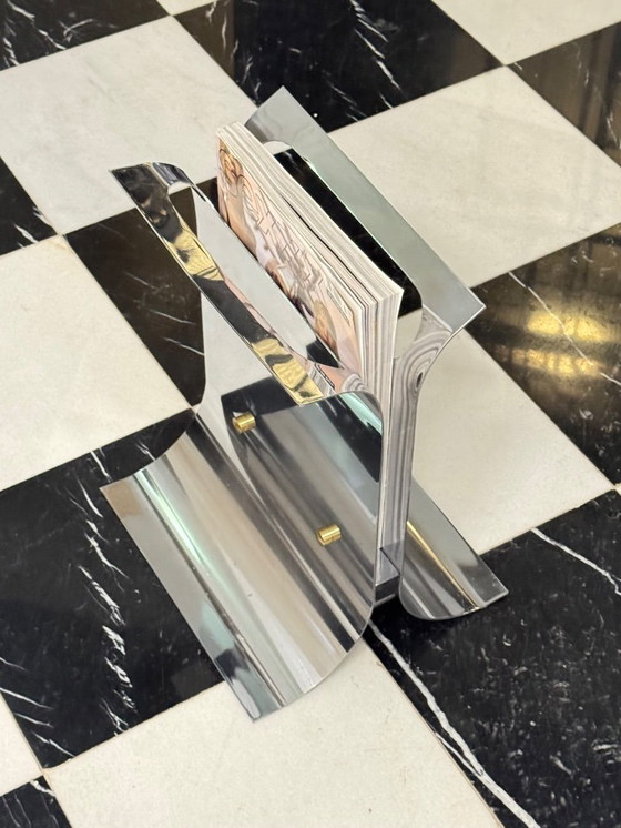 Image 1 of Magazine Rack in Metal, Vintage