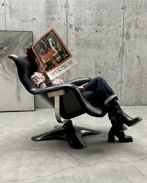 YRJÖ KUKKAPURO FOR HAIMI “KARUSELLI” SEDIA GIREVOLE PELLE NERA, FINLANDIA ANNI '60