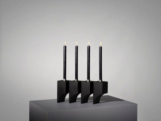 Image 1 of Candelabro de nogal Acer del estudio de diseño Mokko