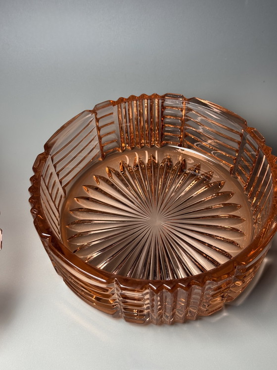 Image 1 of Art Deco Rosaline Bonbonniere / Sieradendoos met deksel - Boheems glas - jaren 30