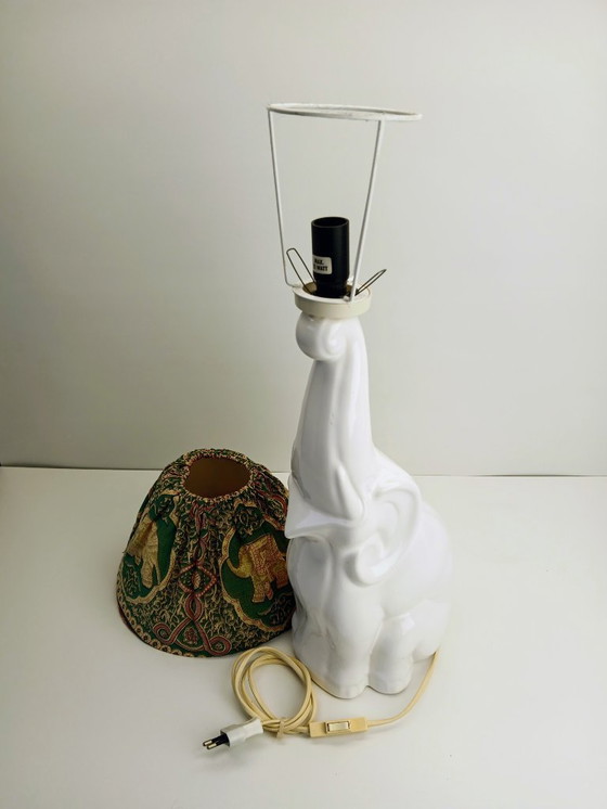 Image 1 of Lampe de table éléphant vintage