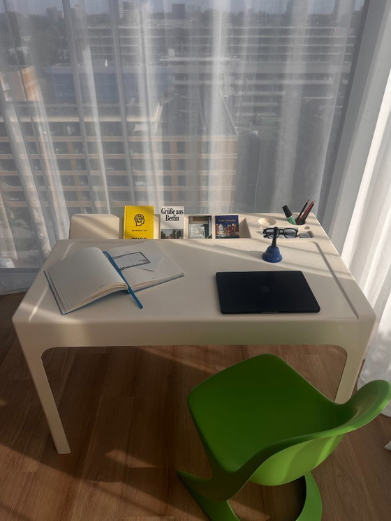 Bureau Oozo de Marc Berthier - Design Vintage 1960 – Bureaux, Plastic (photo 3 of 7)