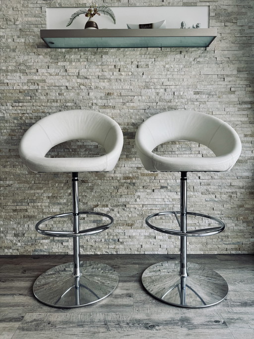 Artifort Nina Barkruk, Leder weiß, Fuß poertes Aluminium/Chroom, 2 Stück