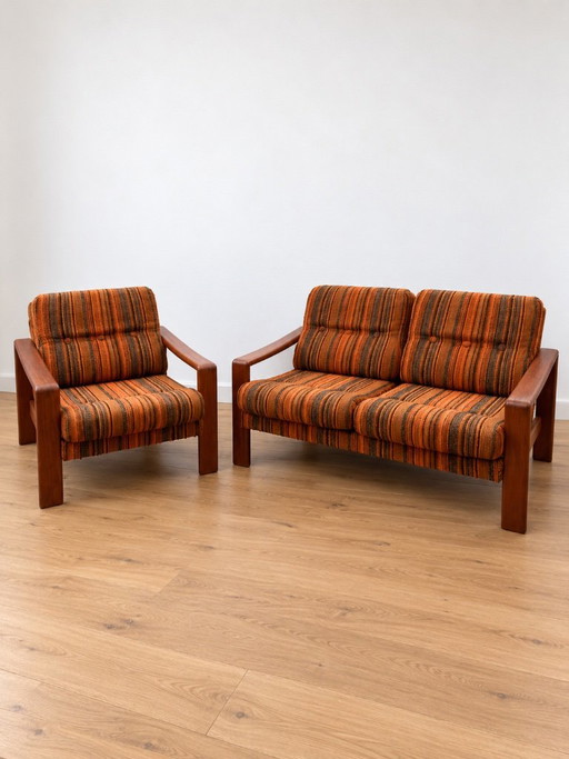 Salón Escandinavo Vintage Años 70 Sofá 2 Plazas y Sillones Teca y Tela