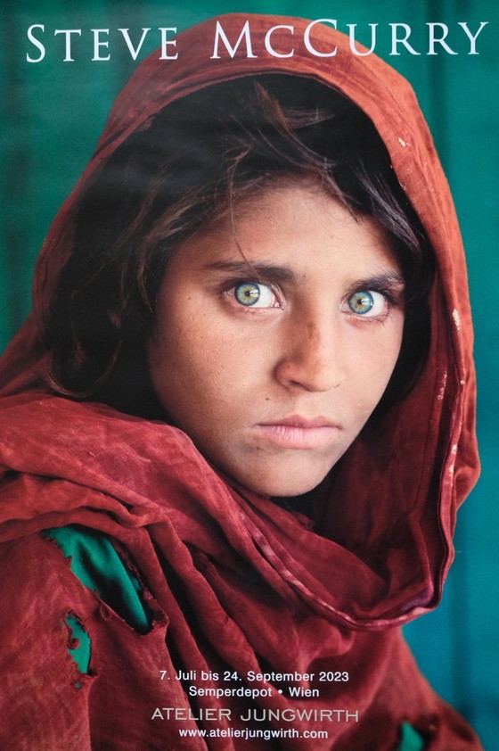 Image 1 of Steve McCurry - Fotógrafo/Periodista | póster