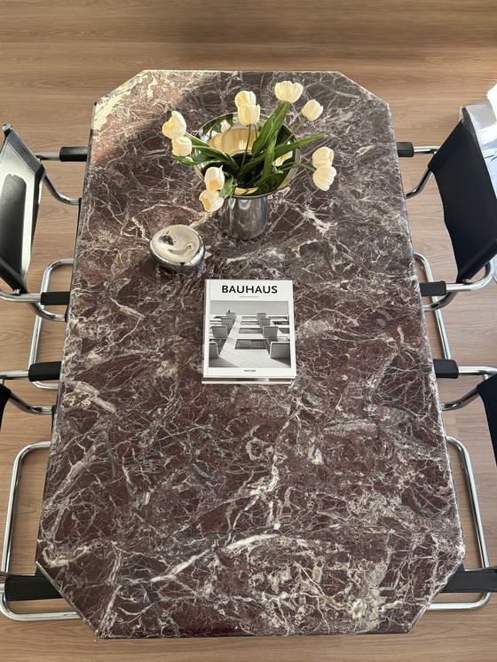 Image 1 of Tavolo da pranzo vintage in marmo Levanto Rosso