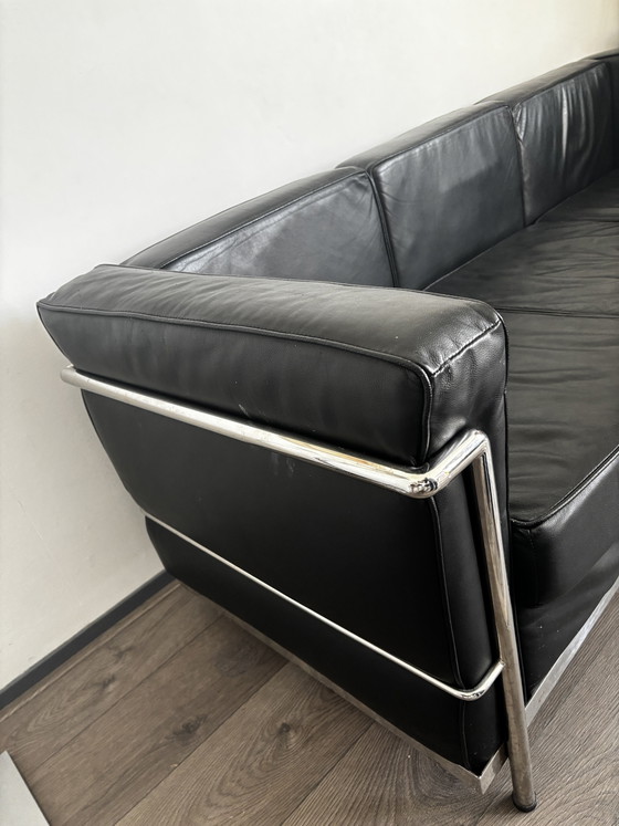 Image 1 of 3zits bank - in stijl Corbusier LC2