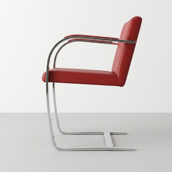 Image 1 of BRNO Modernistische rode fauteuil toegeschreven aan Ludwig Mies van der Rohe - Knoll International