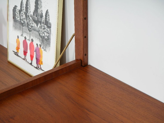 Image 1 of Modulaire wandkast van teakhout, Deens design, jaren 60, gemaakt in Denemarken.