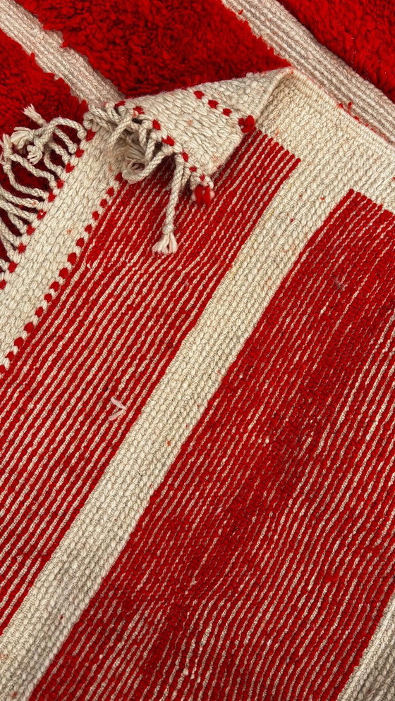 Image 1 of Handgeweven Marokkaans Mrirt wollen vloerkleed 190x300 cm | Rood en crèmekleurig geometrisch ontwerp