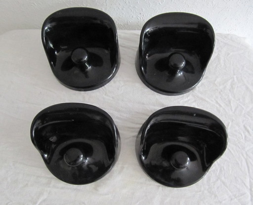 4 ganci da parete Appendiabiti Olaf von Bohr n. 4702 Kartell anni '70