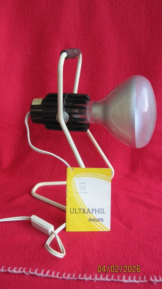 Image 1 of Lampada Charlotte Perriand Paperclip Philips KL2901 - 7526