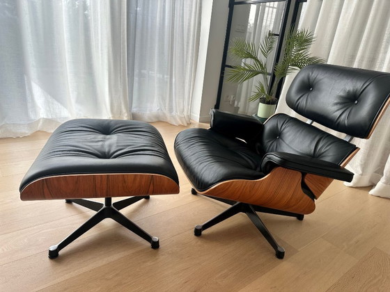 VITRA Eames Lounge Chair e Ottoman originali, Santos Palisander 2005, Sedie girevoli, Pelle, Nero (foto 10 di 14)