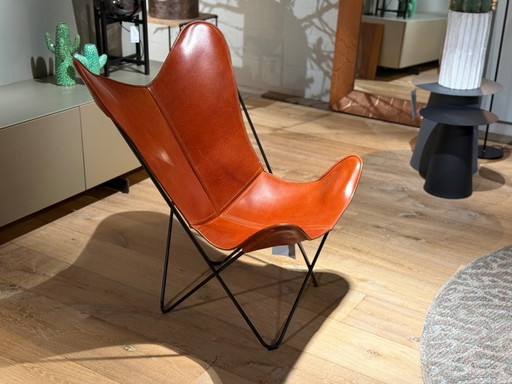 Papillon fauteuil cognac – Oxdenmarq, Leather, Calfskin (photo 2 of 5)