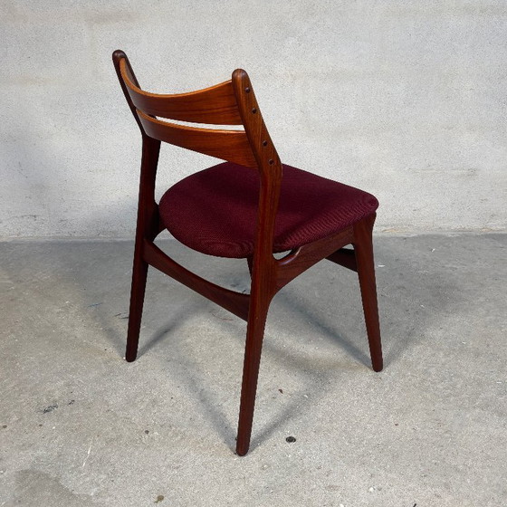 Image 1 of 6x Model 310 eetkamerstoelen door Erik Buch