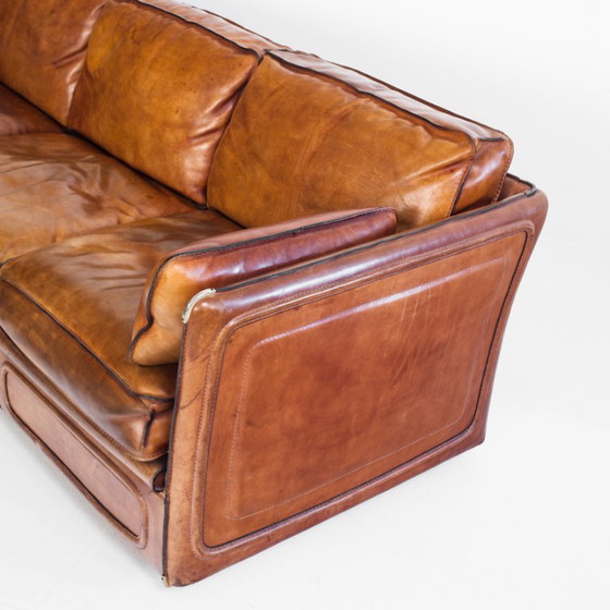 Canapé Club Vintage Par Roche Bobois. Cuir de buffle camel. France, années 80 – Canapés 3 places, Leather (photo 7 of 23)