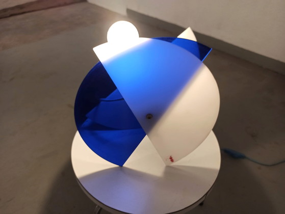Image 1 of Rood Licht Memphis Milano style geometric table lamp 