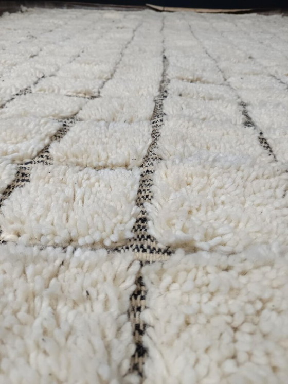 Image 1 of Berber rug in natural wool 270cmx170cm 