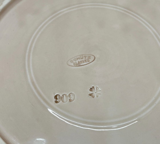 Image 1 of Plato de pared Art Nouveau, alrededor de 1900 – Schütz Blansko – Relieve floral (modelo 909)