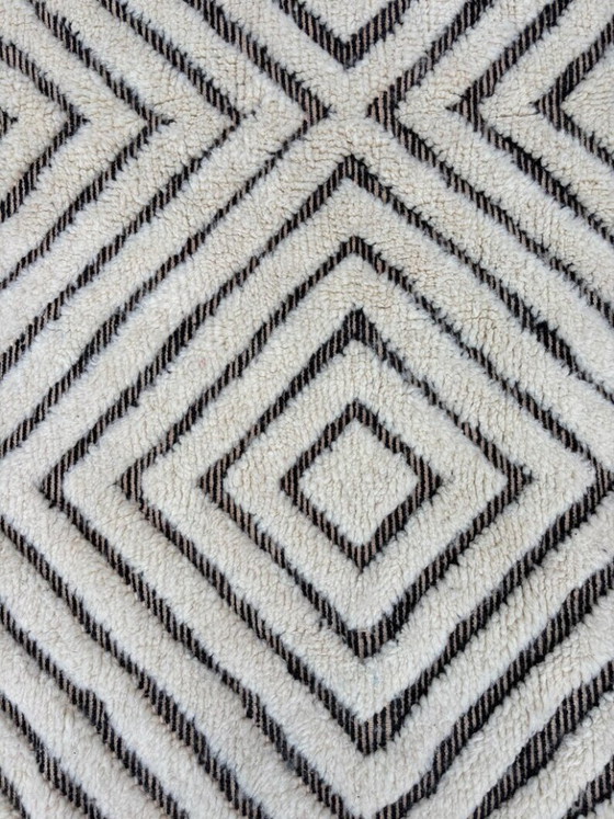 Image 1 of Modern Moroccan beni Mrirt rug, Authentic Moroccan rug, Berber carpet, Genuine Wool rug, Handmade rug, Beni ourain style