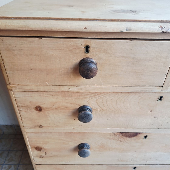 Image 1 of Cassettiera antica in legno / Credenza / Cassettiera / Cassettiera