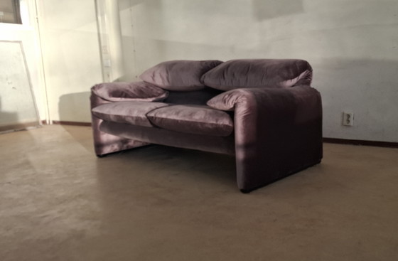 Image 1 of Cassina maralunga