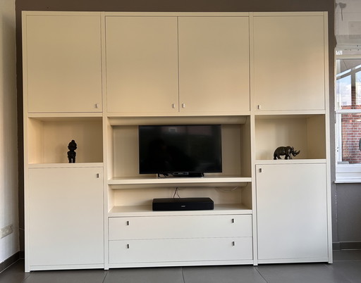 Italiaanse Wandkast Met 3 Verstevigde Planken Voor TV En Apparatuur