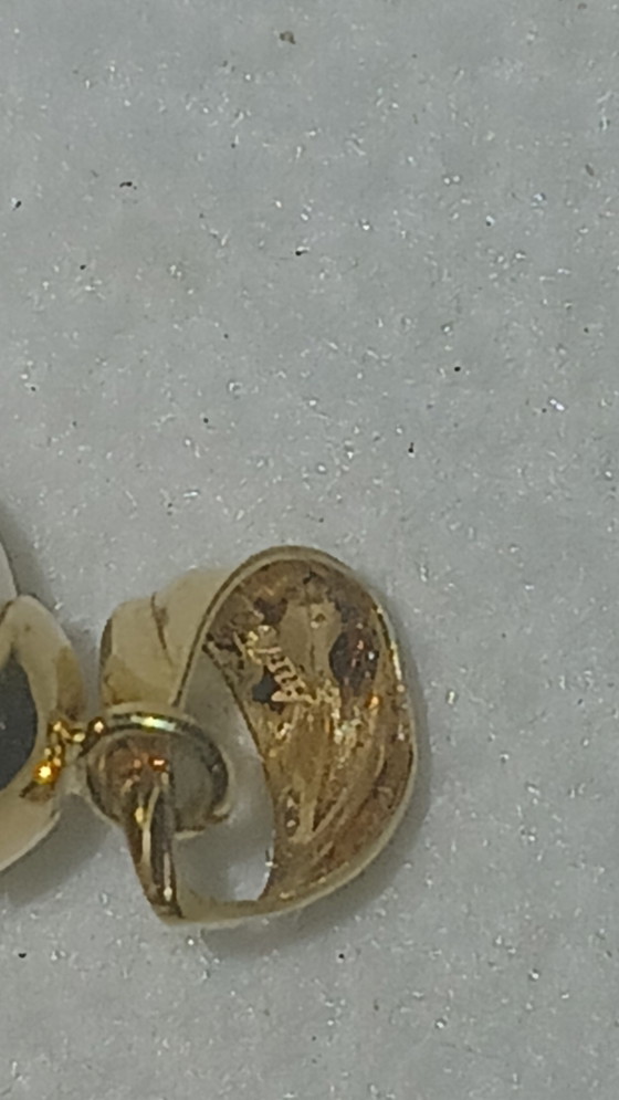 Echte, seltene japanische Salzwasserperle, gefasst in einem massiven 18-karätigen Goldring/Schlangenfassung. (photo 3 of 5)