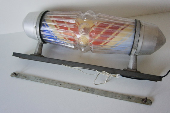 Image 1 of Palo luminoso pubblicitario da barbiere giapponese d'epoca: design spaziale, montaggio a parete, completamente funzionale