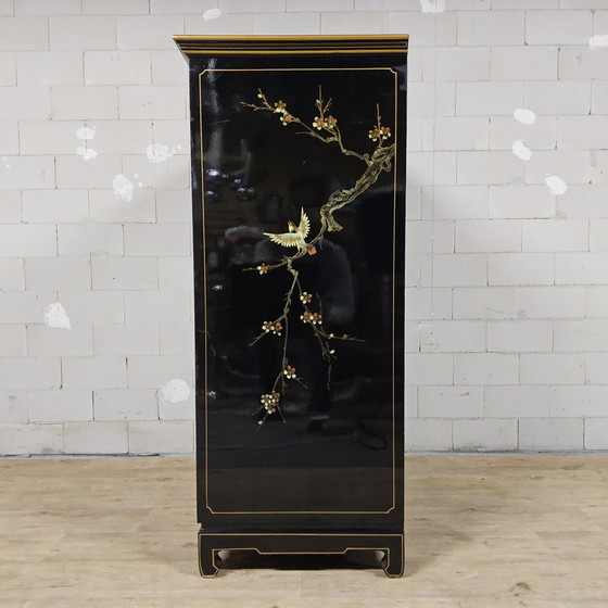 Image 1 of Vintage Chinese zwarte lakkast vogels en bloemen bohemian /bohemian kast (tv kast) oosterse kast 