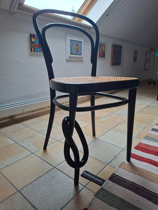 Sedia 214k di Michael Thonet per Thonet