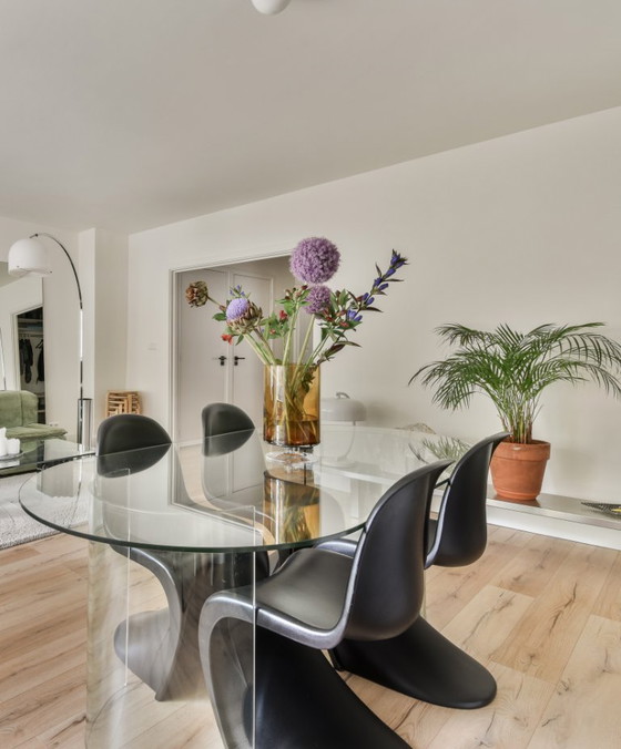 Image 1 of 4x Imitation Panton Chair – Black | Space Age