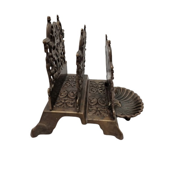 Image 1 of Portacartas de latón de estilo clásico antiguo