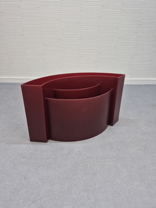 Vintage WAVE Magazine Tray. Red Magazine Holder. – tijdschriftenrek, Plastic (photo 2 of 10)