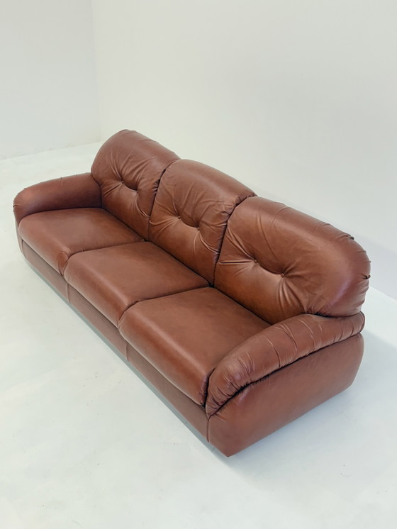 Image 1 of Divano di design vintage di Poltrona in pelle Skai